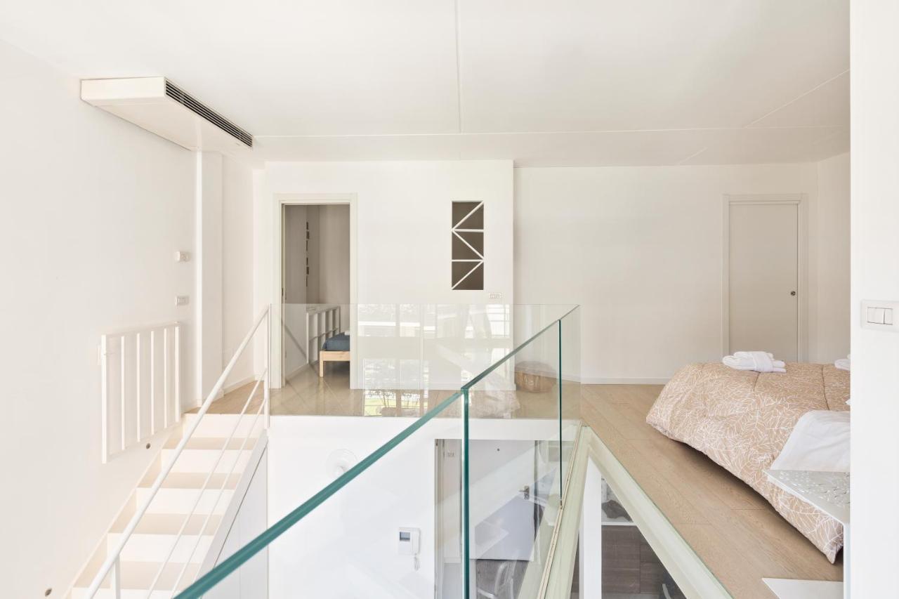 Апартаменти Elegant Loft With Balcony! Мілан Екстер'єр фото